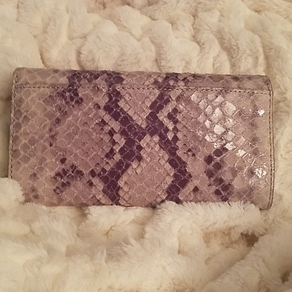 Wallet - Picture 2 of 5